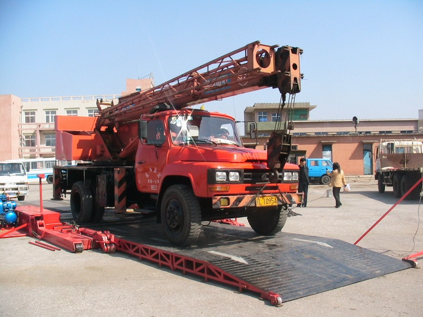 Çalışma pozisyonu Mobil Araç Güvenliği Test hattı 10000kg Yük CTYJ-10 Mobil Test hattı