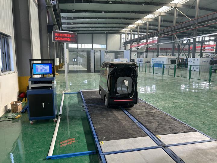 Cartesykj Lüks 4 düz fren denetleyicisi yan kayma denetleyicisi aks yükü denetleyicisi süspansiyon denetleyicisi 4T Araç kontrol ekipmanları araç test şeridi araba için 4CTHPB-4