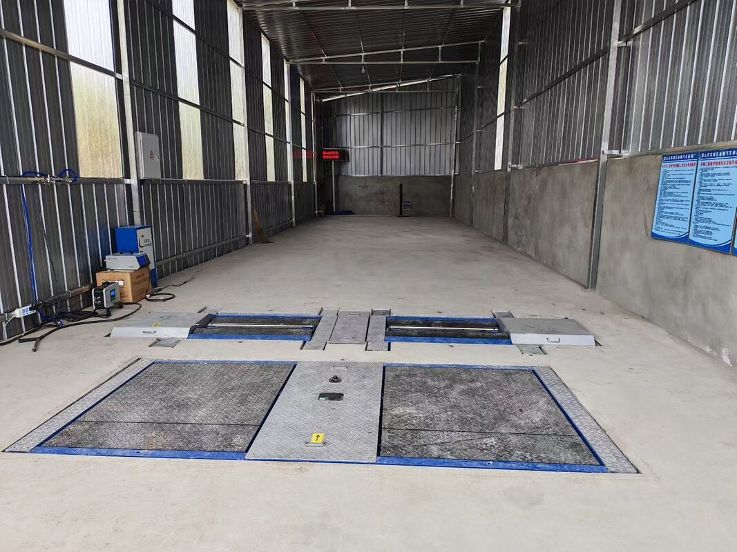 Otomobil Tamirhaneleri İçin Cartesy Kamyon Test Şeridi Silindirli Fren Test Cihazı Kuvvetleri Aks Yükü Çift Plakalı Yanal Kayma Test Cihazı 10T Kapasiteli